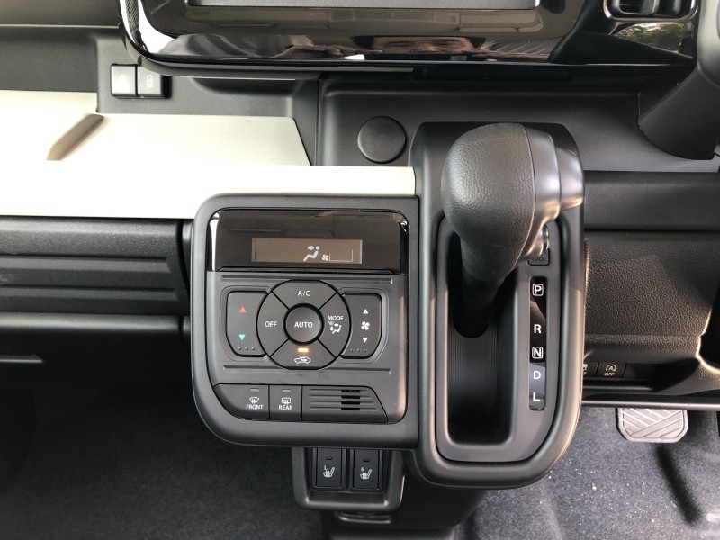 スズキ スペーシア 14枚目