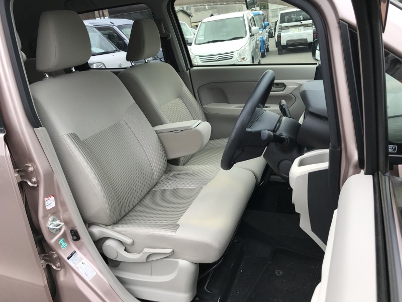 ダイハツ ムーヴ 11枚目