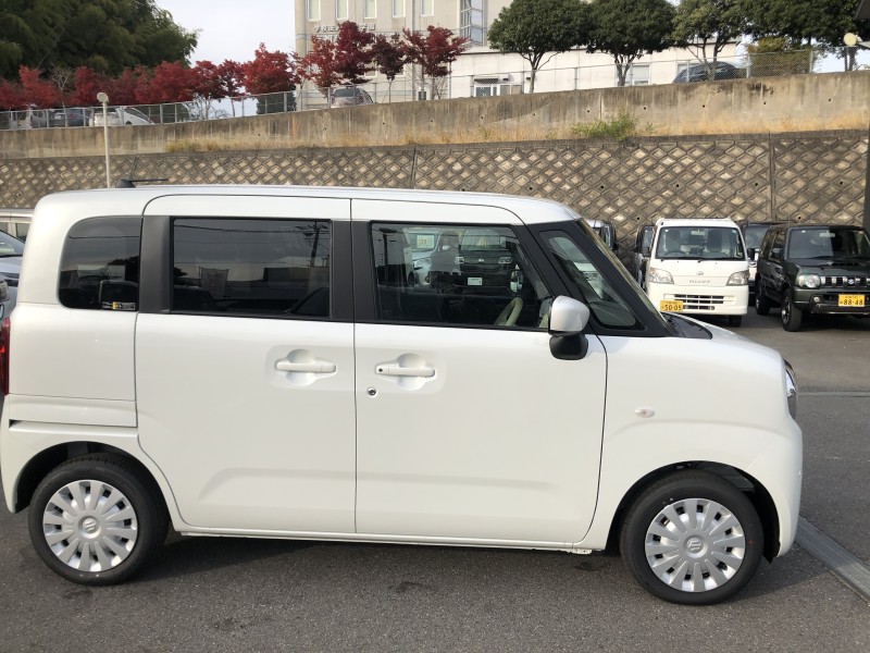 スズキ ワゴンRスマイル 3枚目