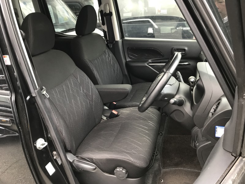 三菱 eKスペース 13枚目