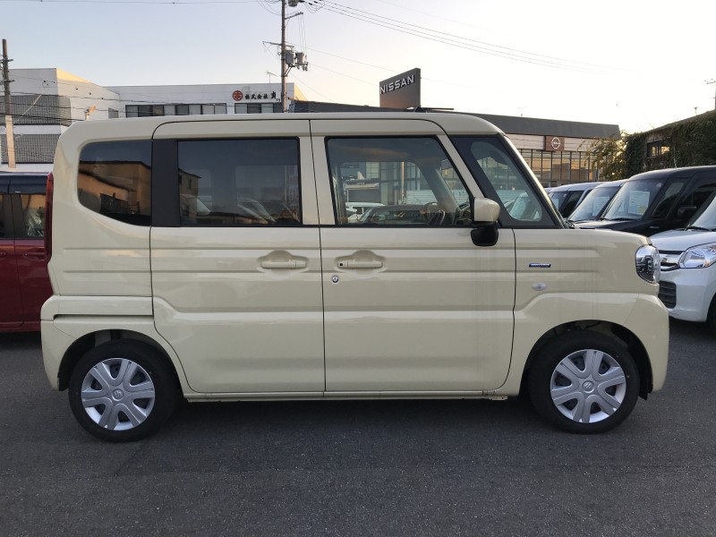 スズキ スペーシア 3枚目