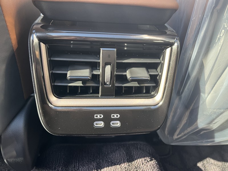 トヨタ クラウンエステート 9枚目