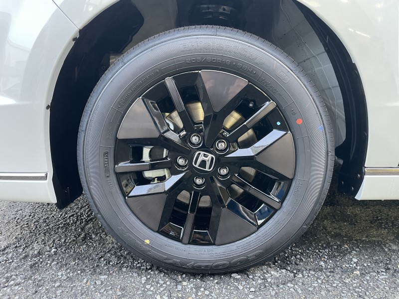 ホンダ ステップワゴンスパーダ 10枚目