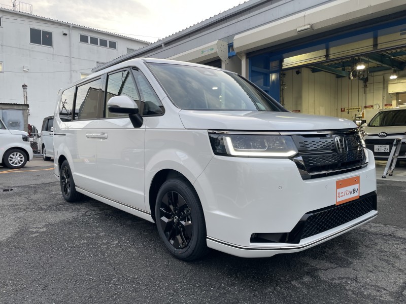 ホンダ ステップワゴンスパーダ 2枚目