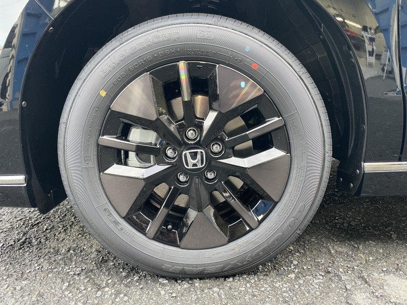 ホンダ ステップワゴンスパーダ 10枚目