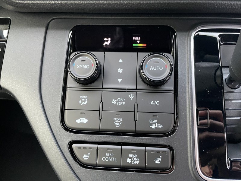 ホンダ ステップワゴンスパーダ 15枚目