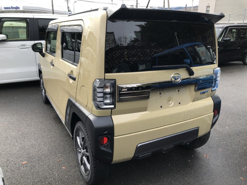 ダイハツ タフト 3枚目
