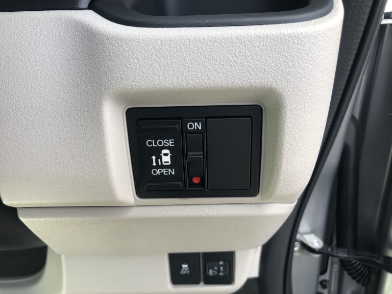 ホンダ N BOX 13枚目