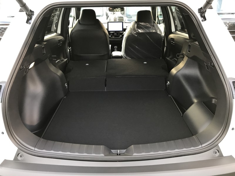 トヨタ カローラクロス 8枚目