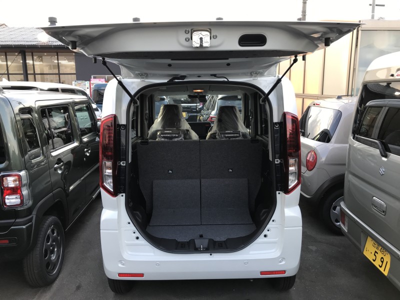 スズキ スペーシア 7枚目