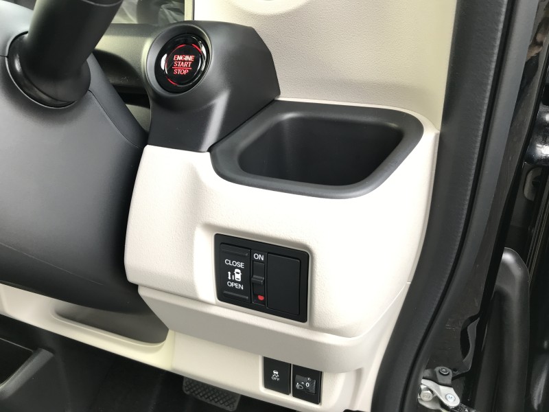 ホンダ N BOX 17枚目