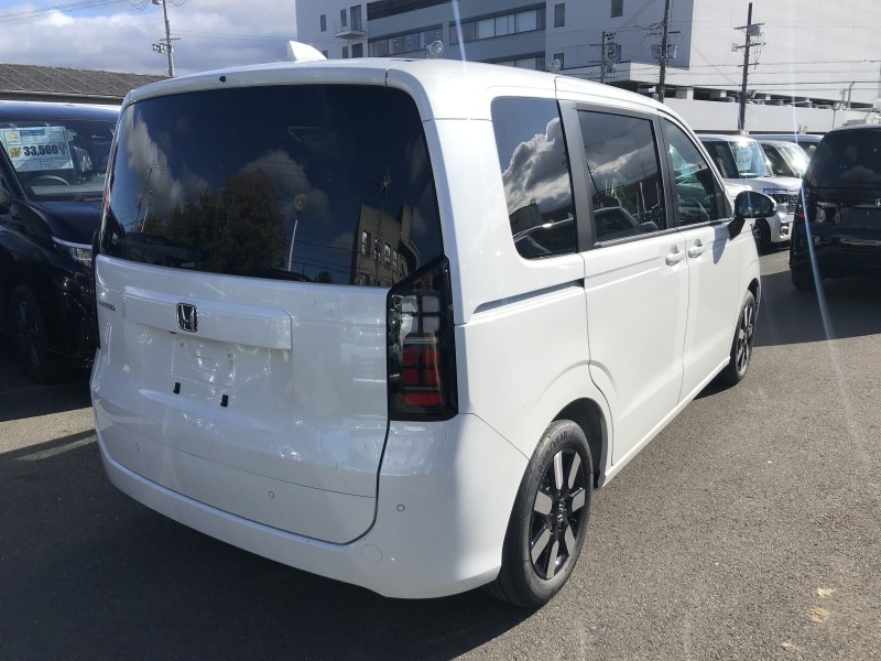 ホンダ フリード 4枚目