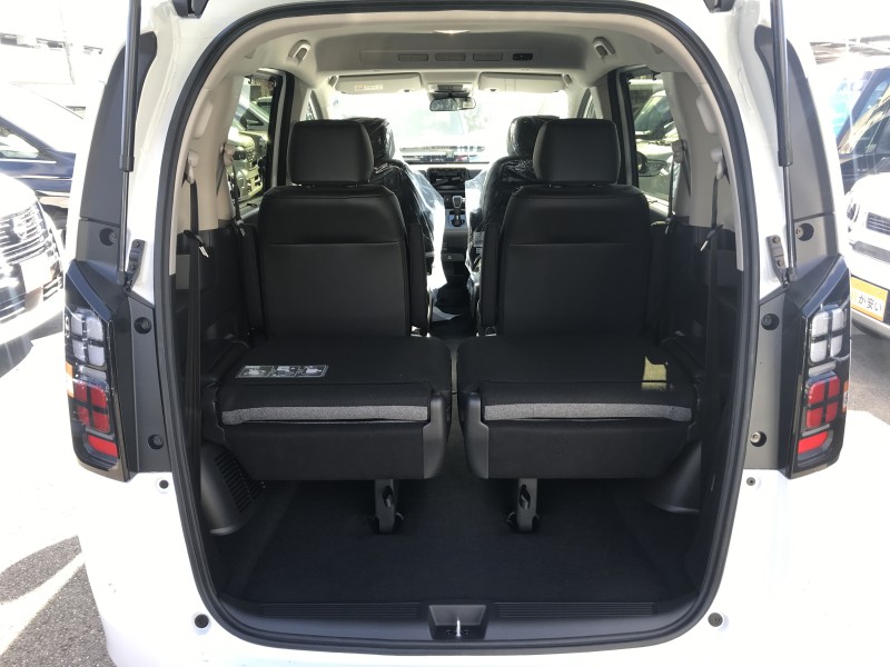 ホンダ フリード 7枚目