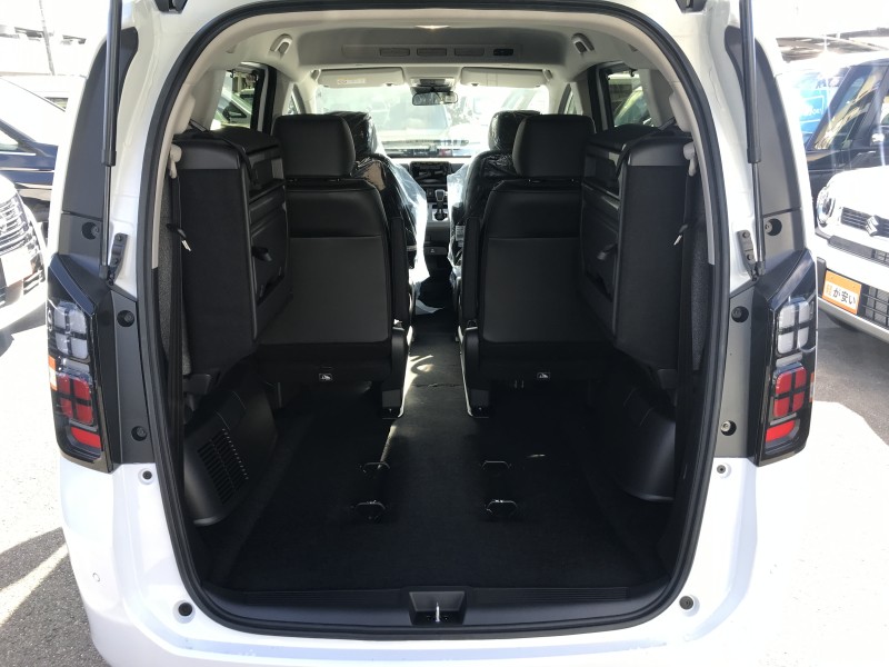 ホンダ フリード 8枚目