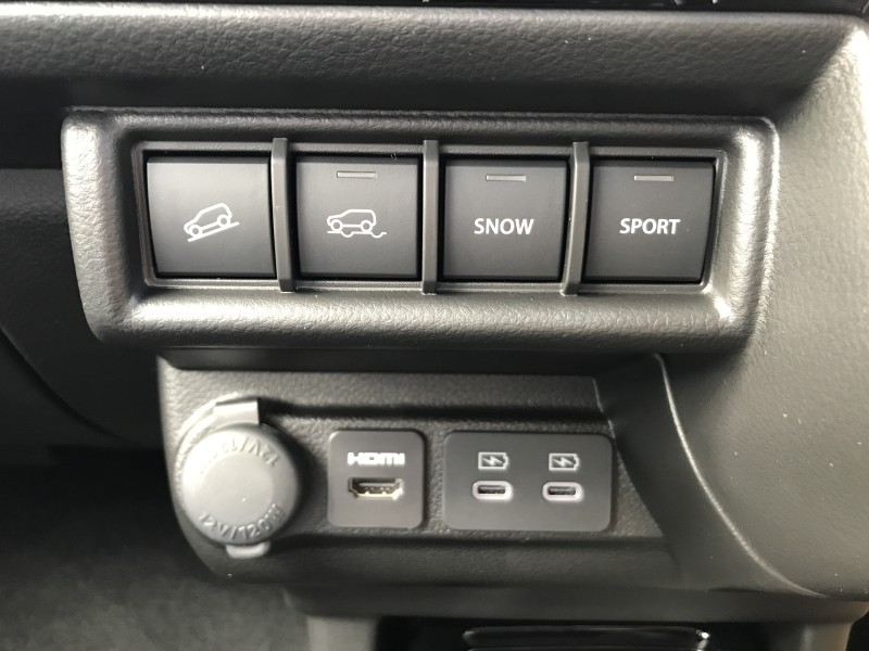 スズキ クロスビー 16枚目