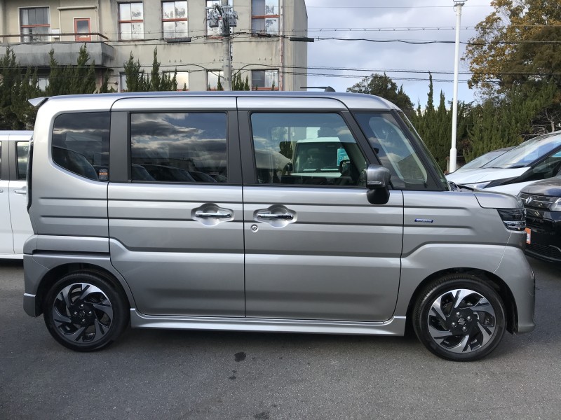 スズキ スペーシア 3枚目