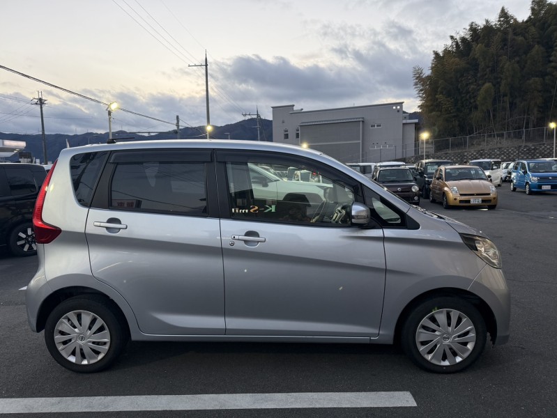 ニッサン デイズ 3枚目