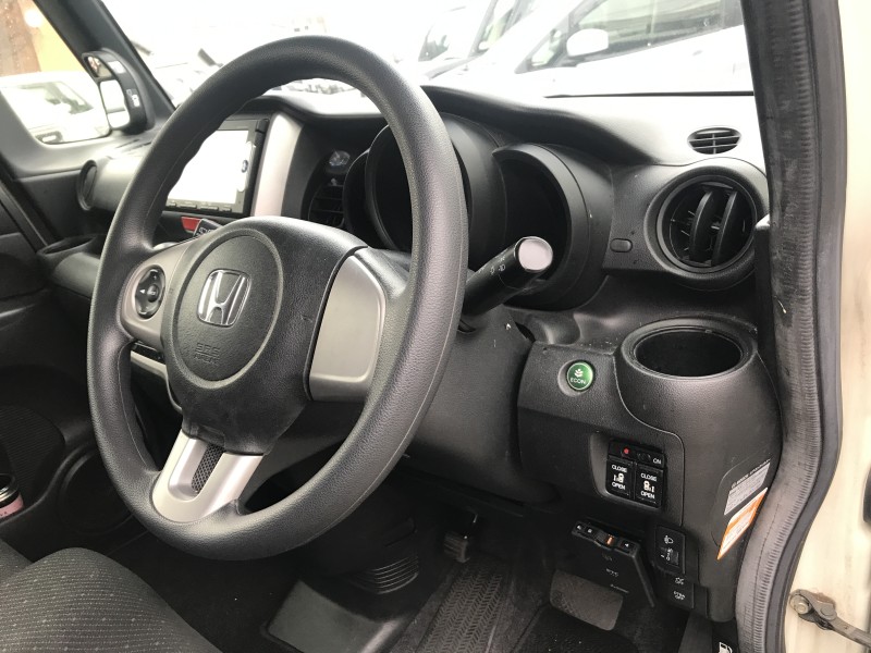 ホンダ N BOX 16枚目