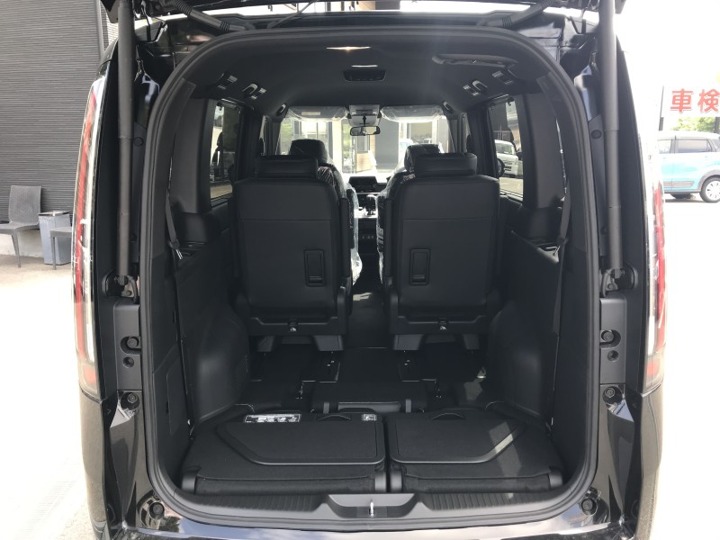 ホンダ ステップワゴンスパーダ 10枚目