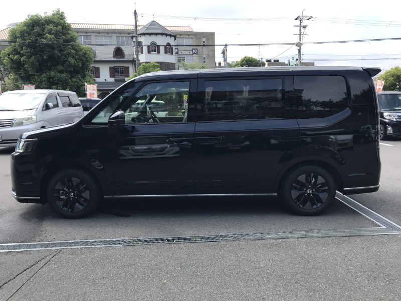 ホンダ ステップワゴンスパーダ 7枚目