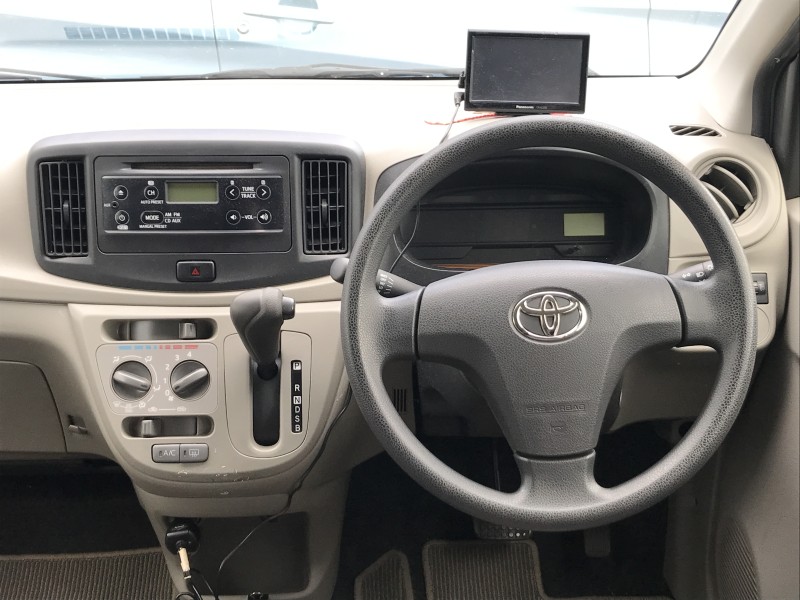 トヨタ ピクシスエポック 14枚目