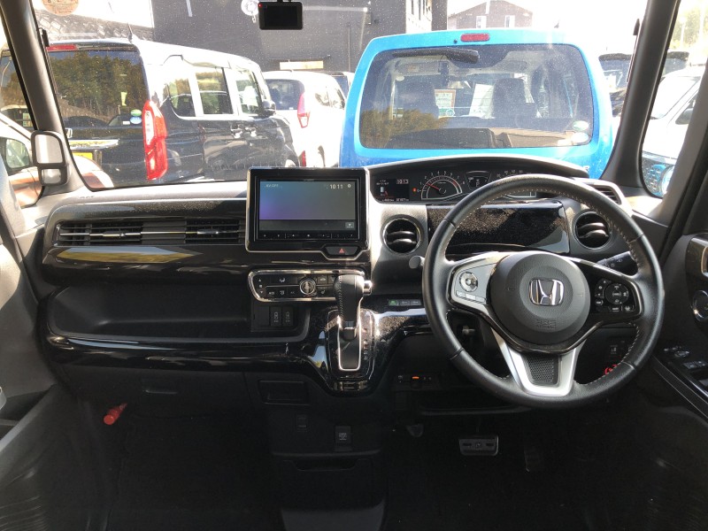 ホンダ N BOX 12枚目