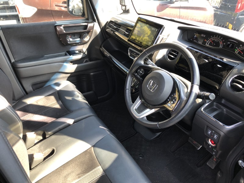 ホンダ N BOX 13枚目