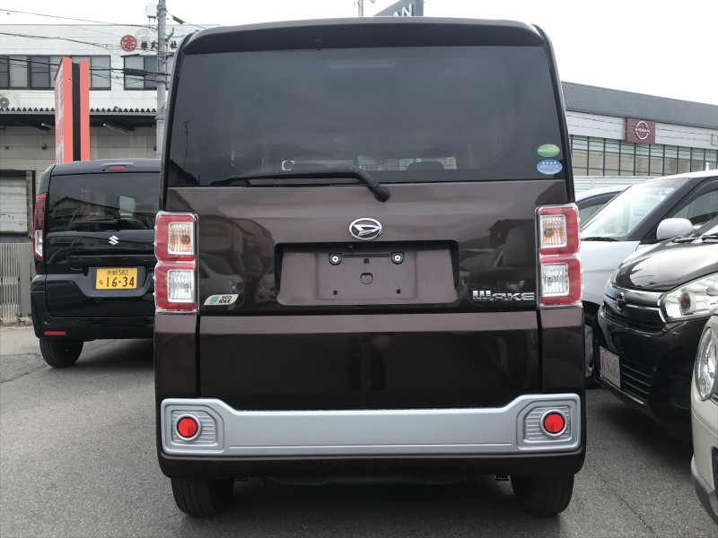 ダイハツ ウェイク 4枚目