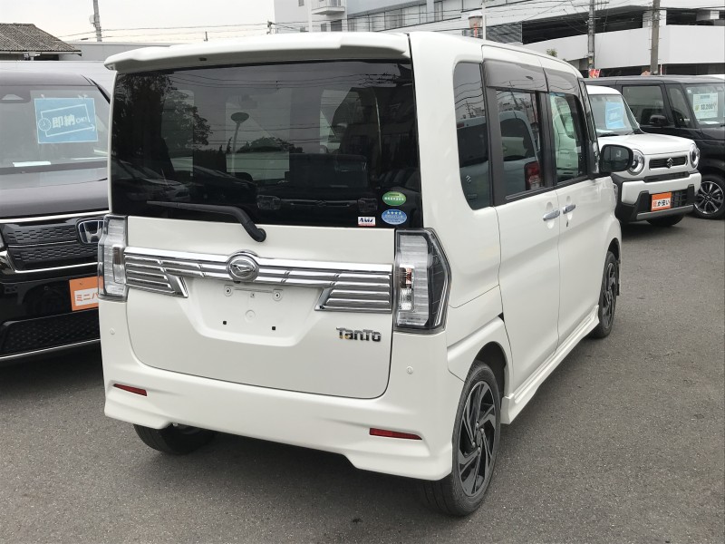 ダイハツ タント 4枚目