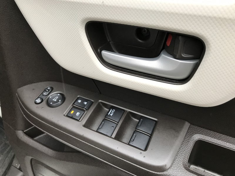 ホンダ N BOX 18枚目