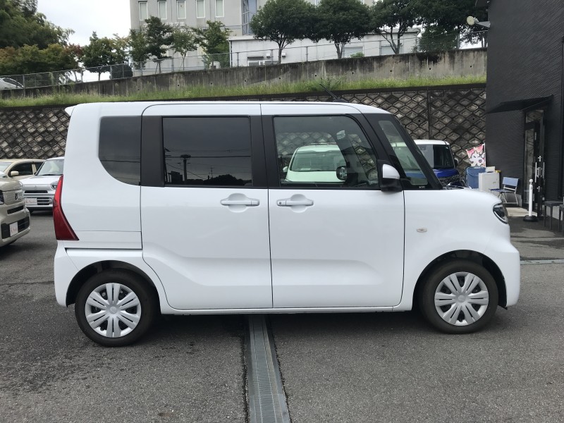 ダイハツ タント 3枚目