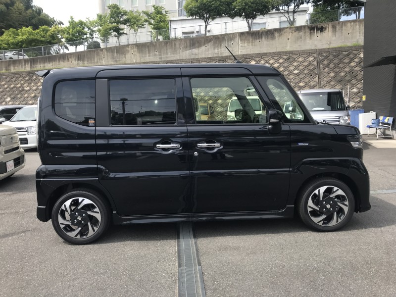 スズキ スペーシア 3枚目