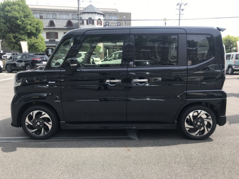 スズキ スペーシア 7枚目