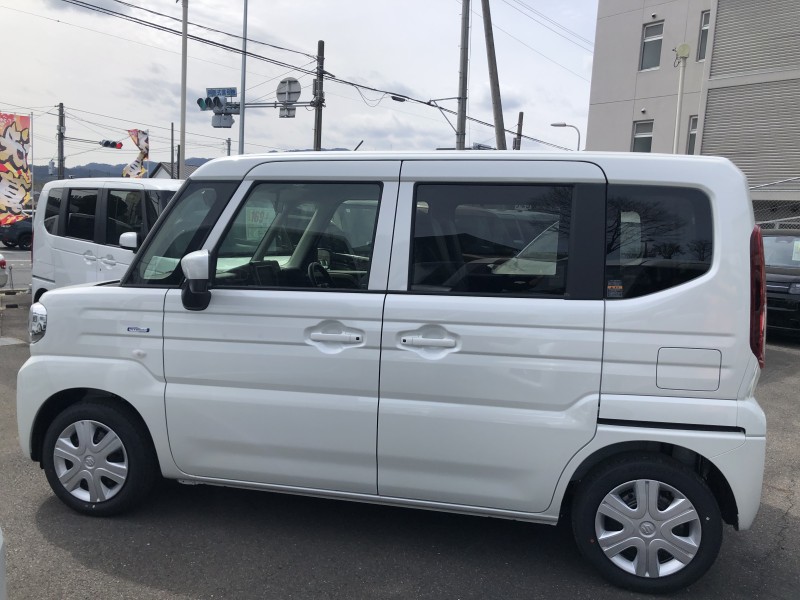 スズキ スペーシア 2枚目