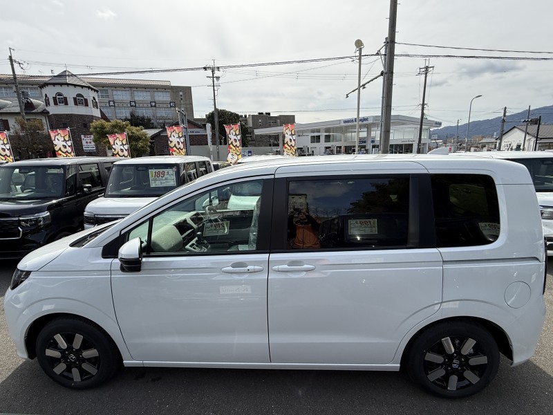 ホンダ フリード 7枚目