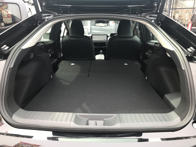 トヨタ プリウス 7枚目