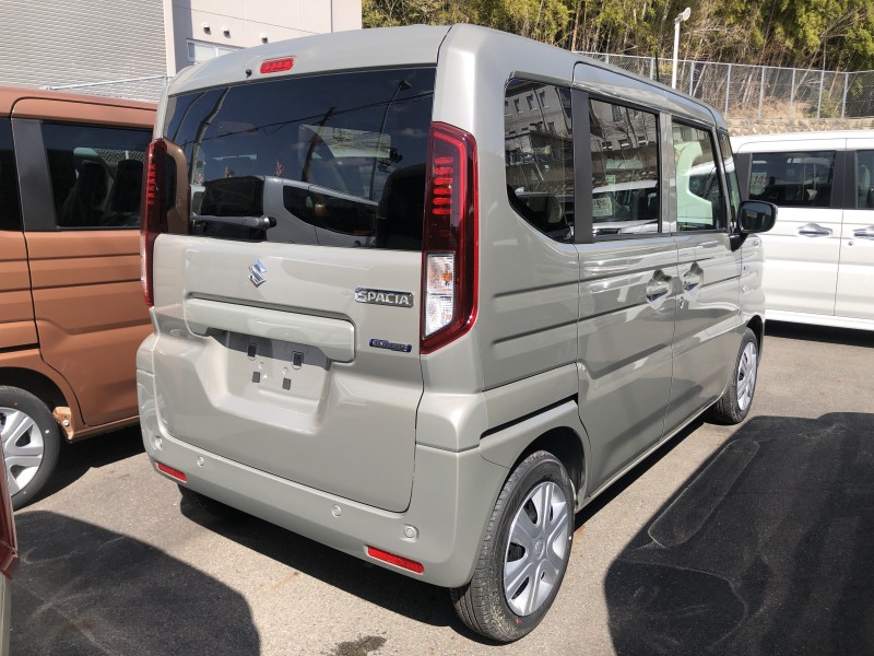 スズキ スペーシア 4枚目