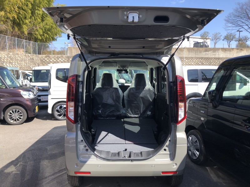 スズキ スペーシア 9枚目