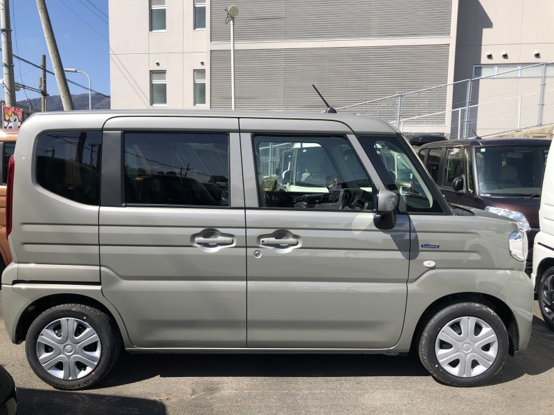 スズキ スペーシア 3枚目