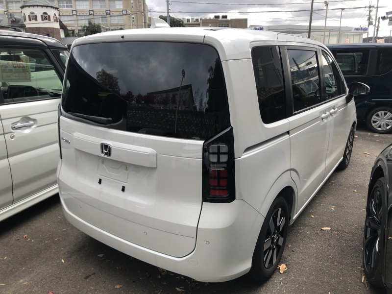 ホンダ フリード 4枚目