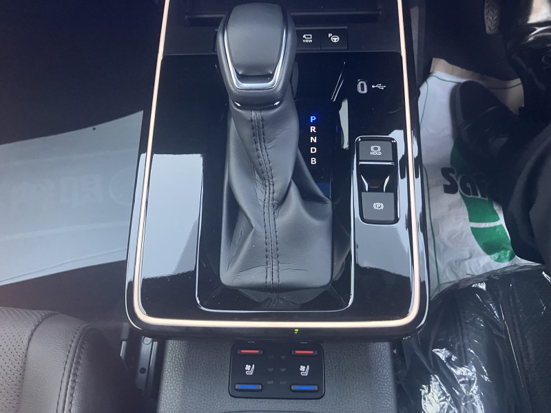 トヨタ カローラクロス 15枚目