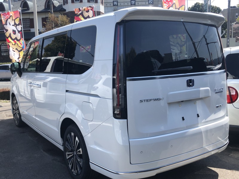 ホンダ ステップワゴンスパーダ 6枚目