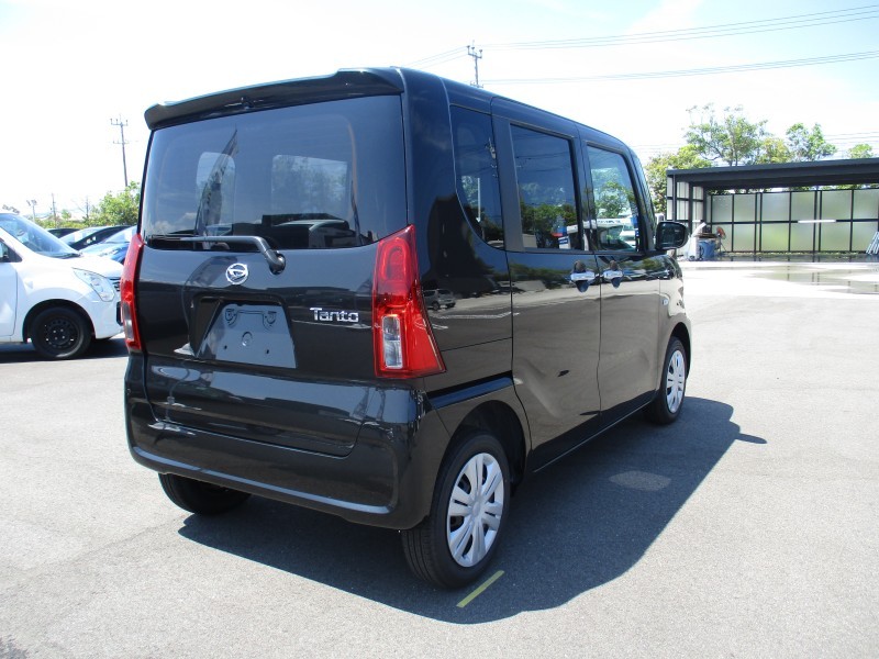 ダイハツ タント 3枚目