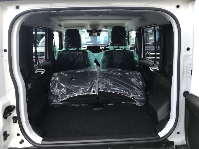 スズキ ジムニーノマド 7枚目