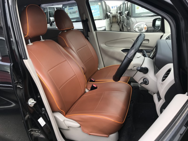 三菱 eKワゴン 11枚目