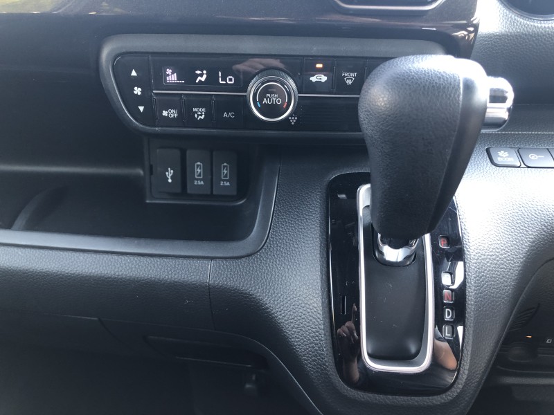 ホンダ N BOX 12枚目