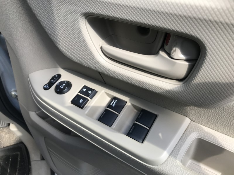 ホンダ N BOX 9枚目