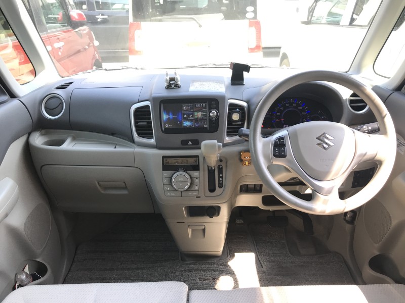 スズキ スペーシア 13枚目