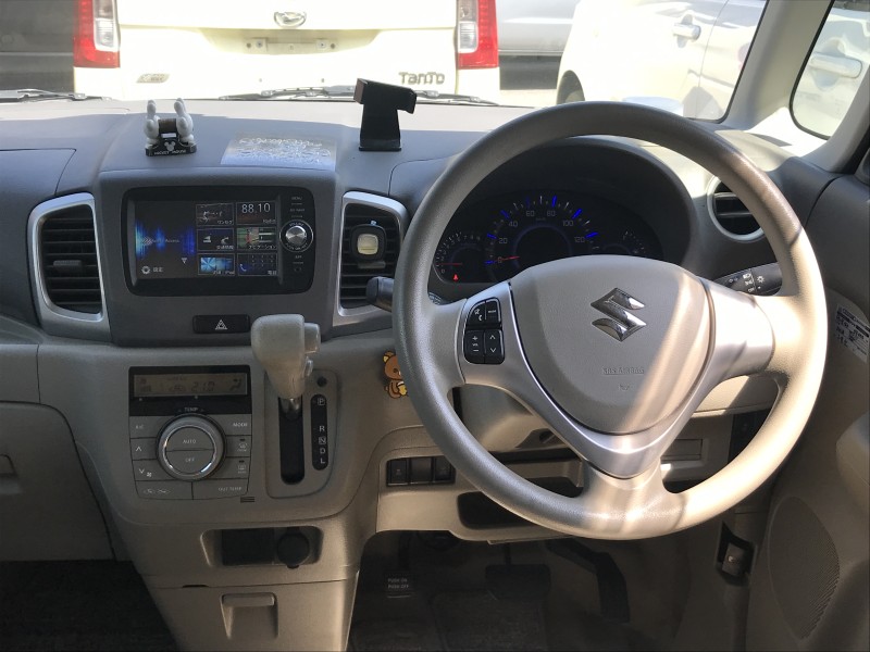 スズキ スペーシア 14枚目