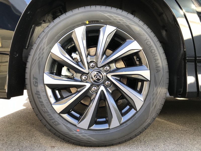 トヨタ ヴォクシー 9枚目